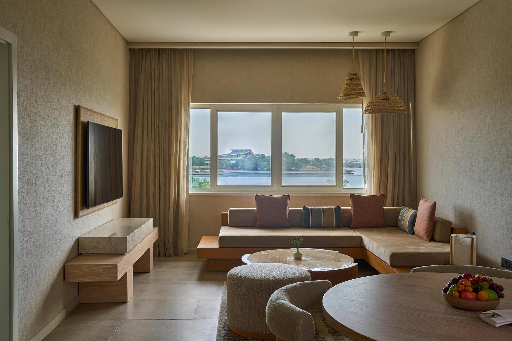 Erth Abu Dhabi Hotel Exterior photo